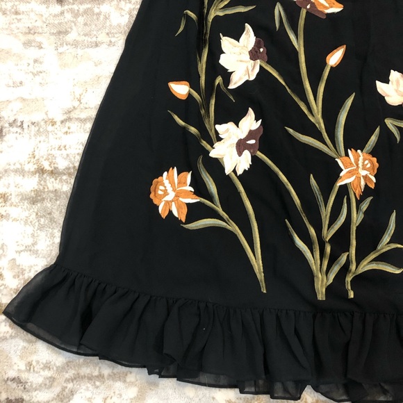 Embroidered Varun Bahl Maxi Skirt - Picture 2 of 9